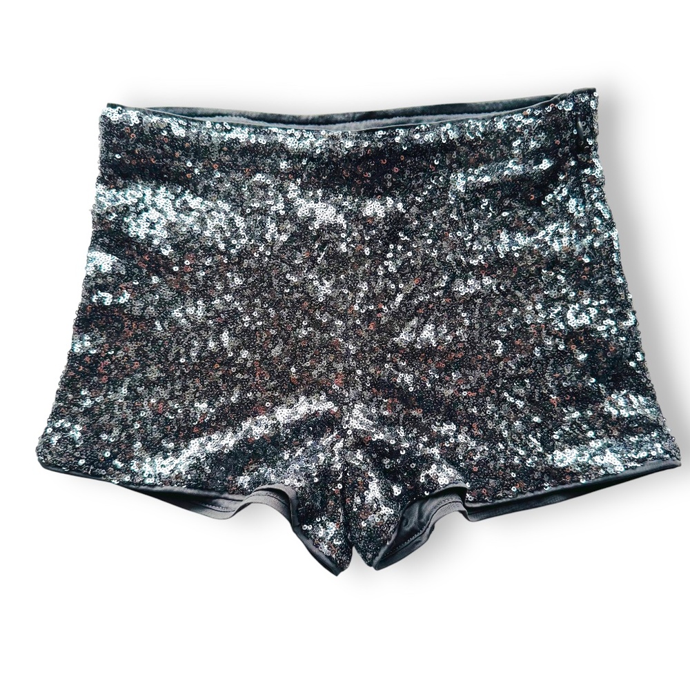 FOREVER 21 Silver Sequin High Waist Party Shorts Size S NWT